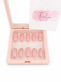 Press on nails