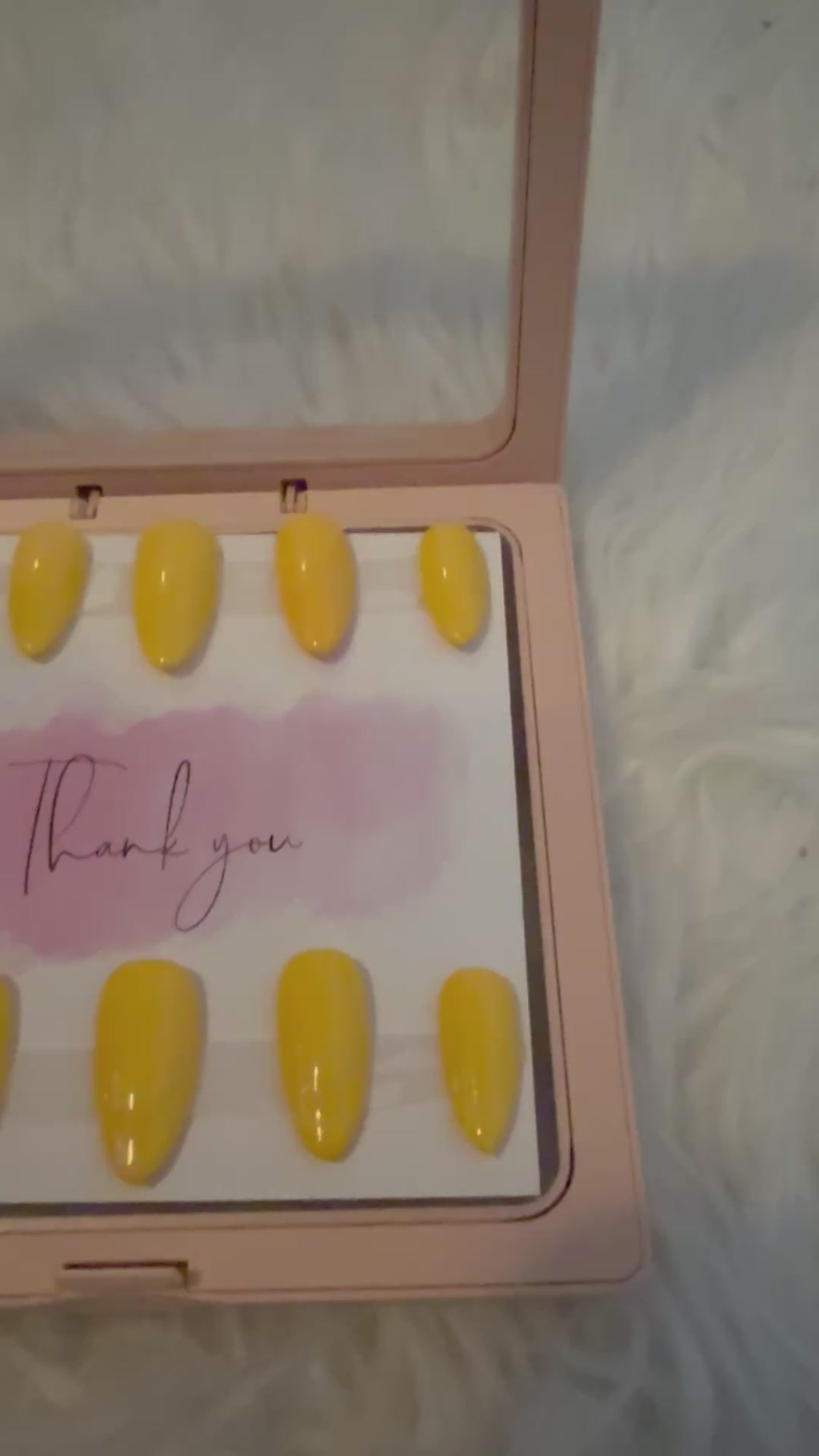 Press on nails